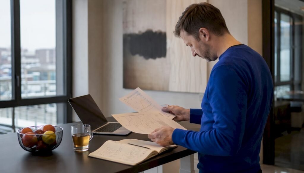 Ein SEO-Experte nimmt den Relaunch-Plan der Website genau unter die Lupe.